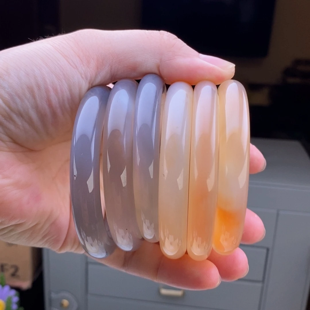 玛瑙/玉髓颈饰合金