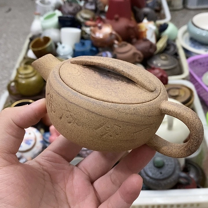 陶瓷艺术品及陶瓷壶