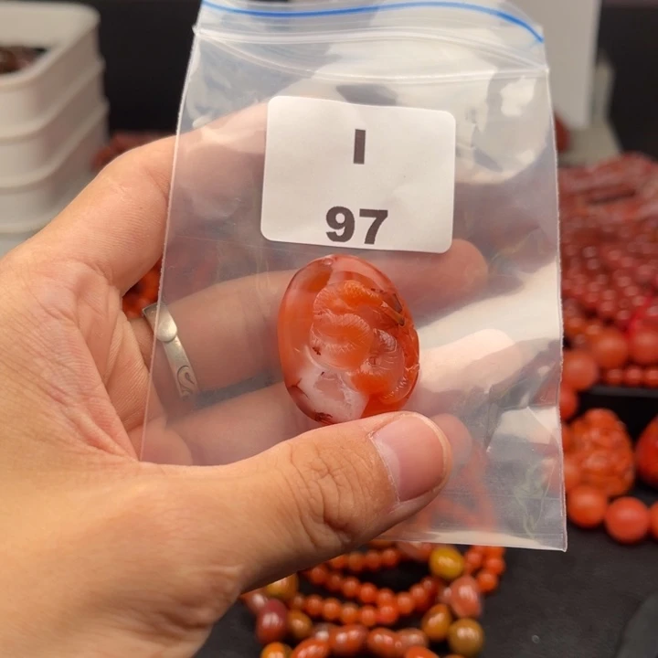 未镶嵌南红玛瑙多样性发货吊坠南红玛瑙