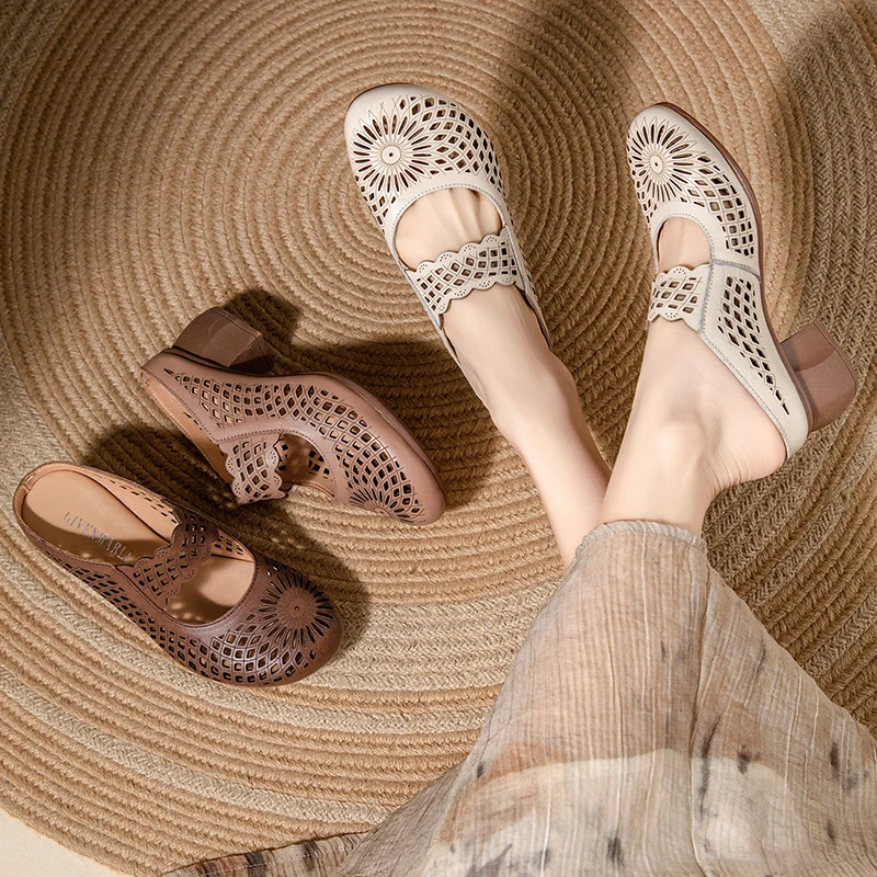 真皮软底凉拖鞋女夏季中跟粗跟半拖鞋外穿透气镂空包头妈妈凉鞋拖