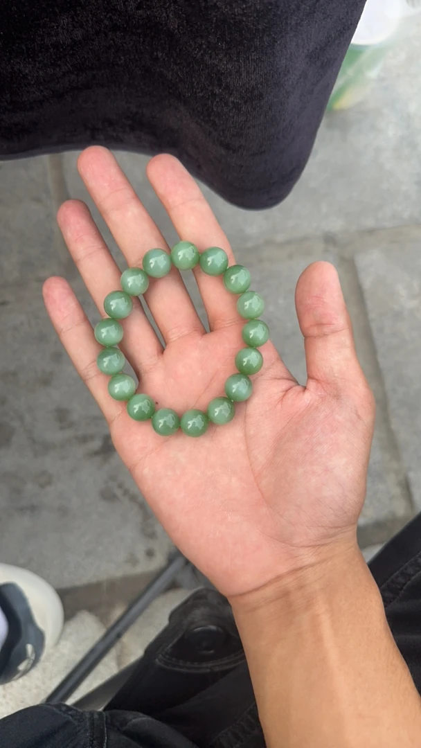 和田玉碧玉带猫手串