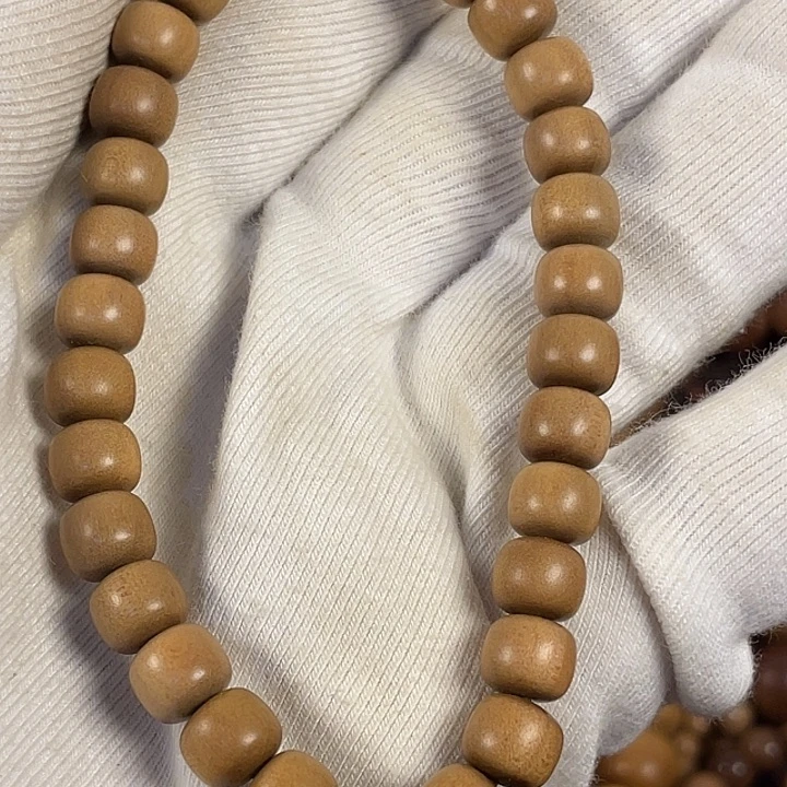 檀香木老山檀6×7手串