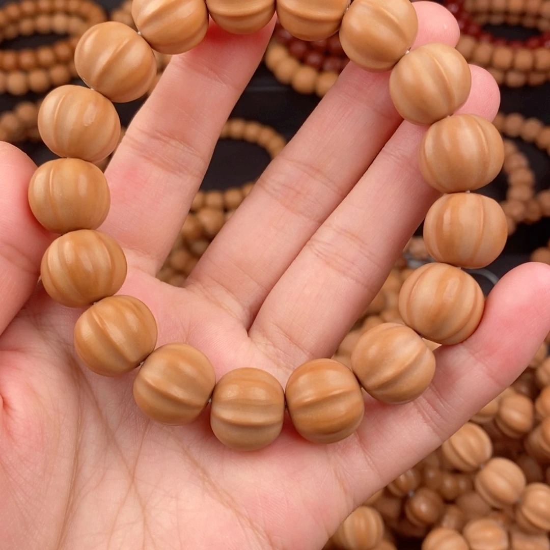 猴头核桃手串大鲨鱼