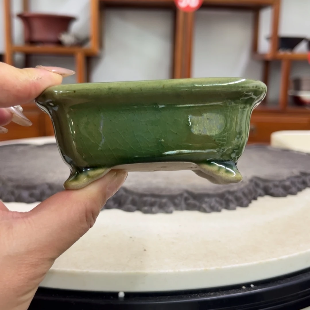 紫砂花盆瑕疵3-9.5-7.5。。。