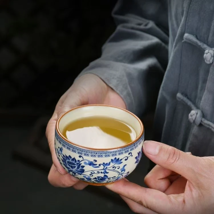 Y4426-黄汝勾藤铜钱主人杯复古