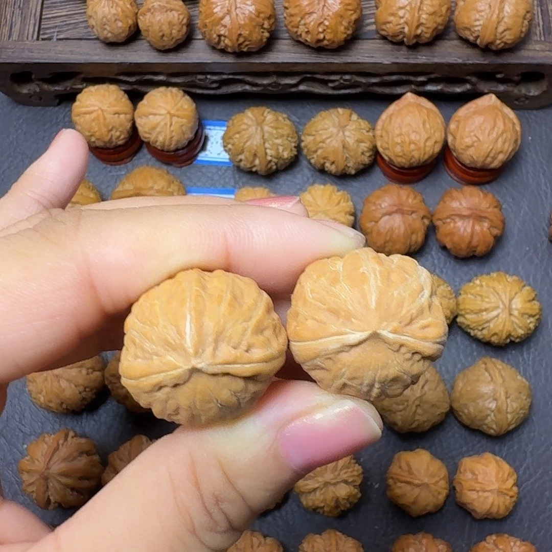 文玩核桃把件25尺小肉包016