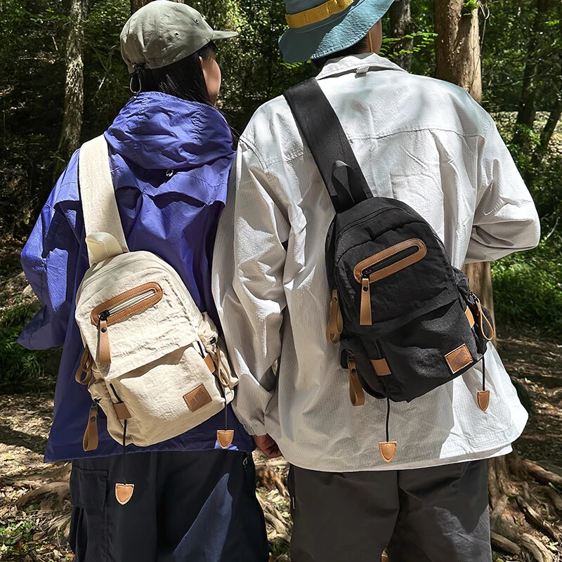 斜挎包男潮牌胸包女休闲日系学生单肩包运动大容量腰包