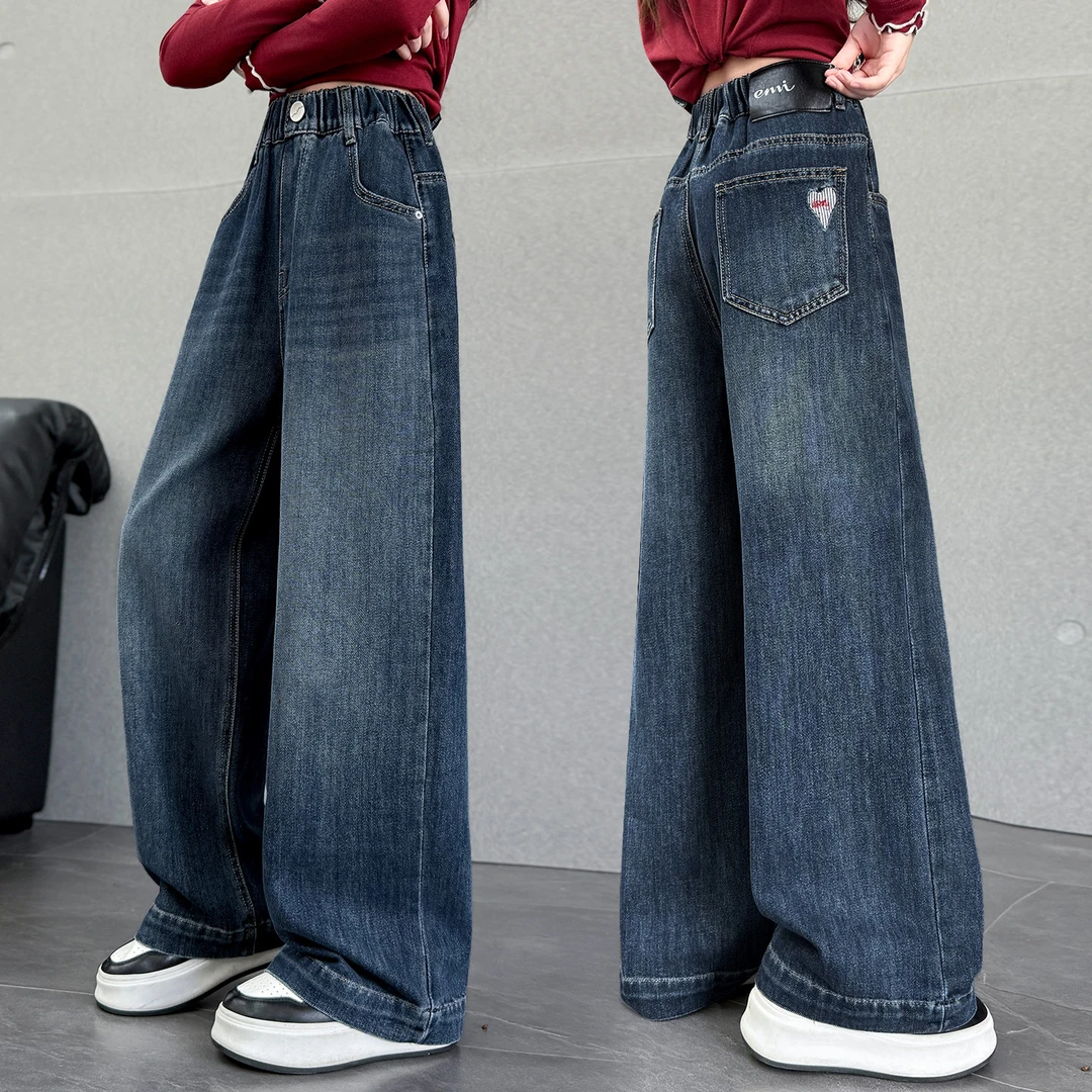 女童秋季新款后袋爱心直筒牛仔阔腿裤2025女大童洋气休闲长裤女孩