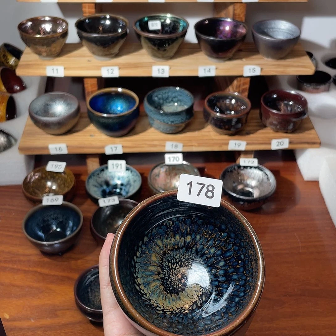 茶盏上****9135663752646855