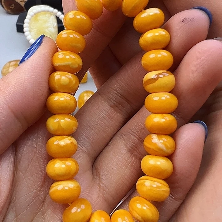 蜜蜡未镶嵌珠宝奇石
