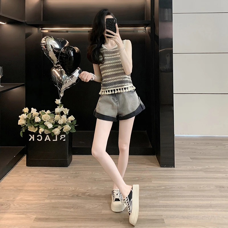网红洋气炸街新款上衣极简女装夏装套装2025新款爆款背心牛仔短裤
