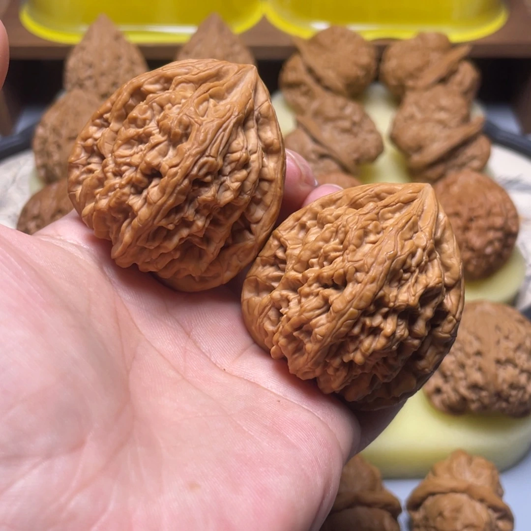 吊坠文玩核桃文玩核桃手把件虎头王