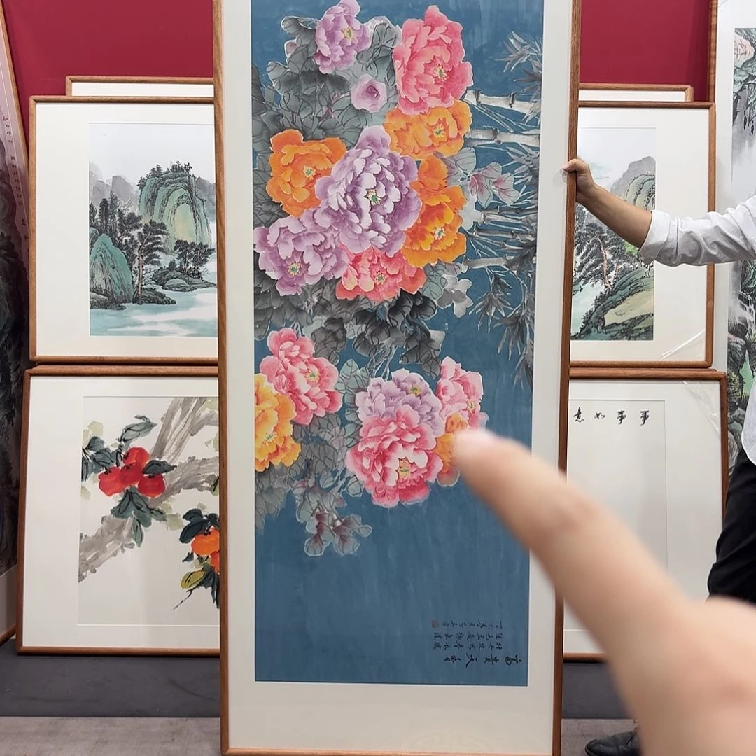 国画科**鱼带框绘画作品