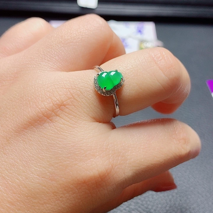 银S925镶嵌戒指翡翠