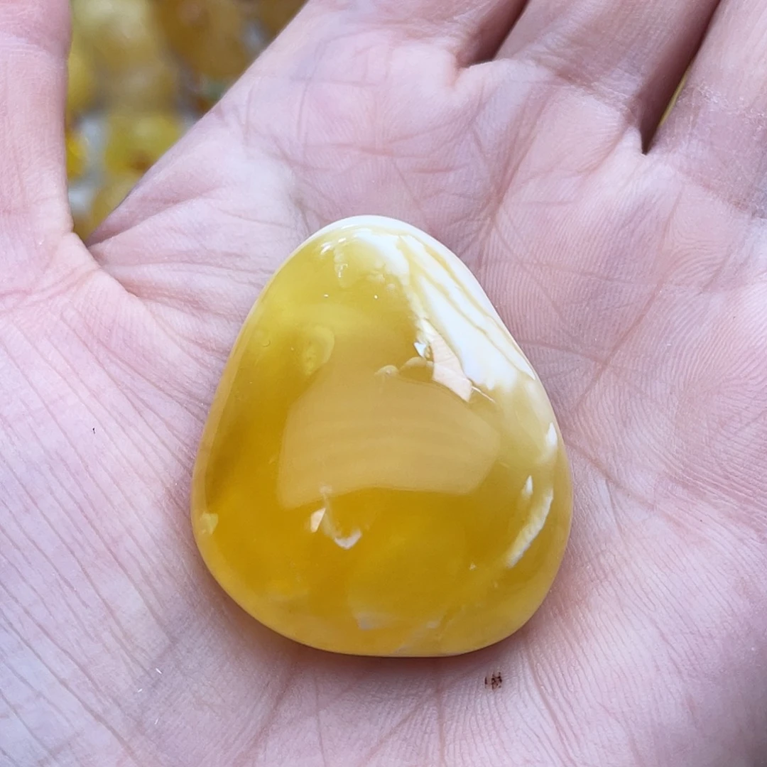 琥珀未镶嵌吊坠(不含链)