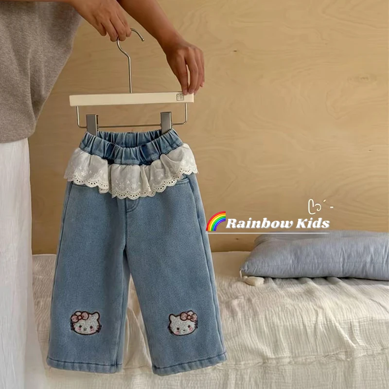 【彩虹家】2025深秋冬女童KT小猫花边屁帘加绒牛仔裤套装-98128