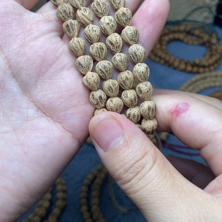 【闪购商品】吊坠柏香籽/百香籽