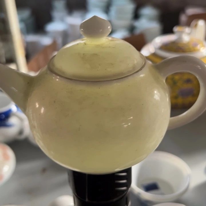 大球泥手工白胎茶壶