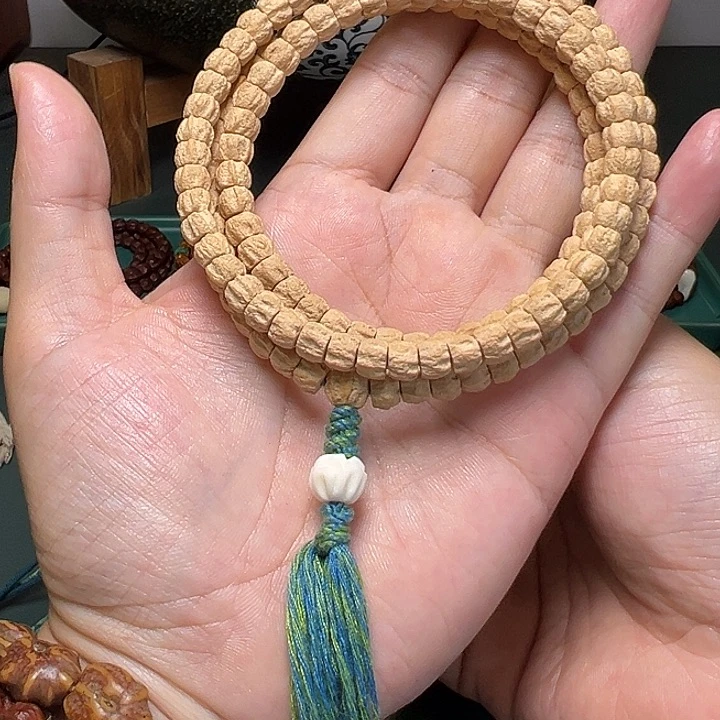 吊坠柏香籽/百香籽119.9