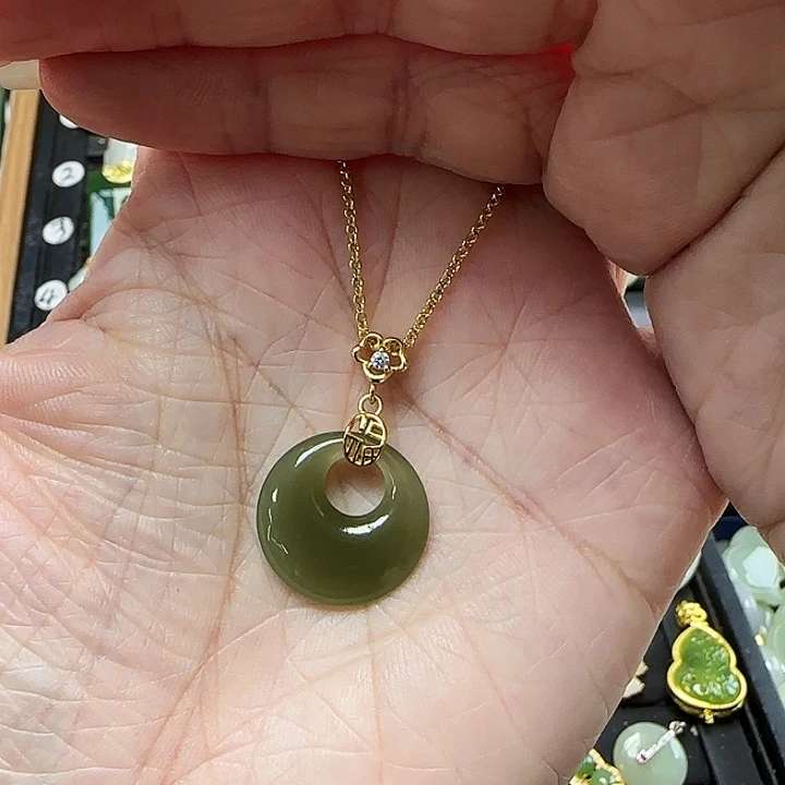 颈饰银S925镶嵌和田玉