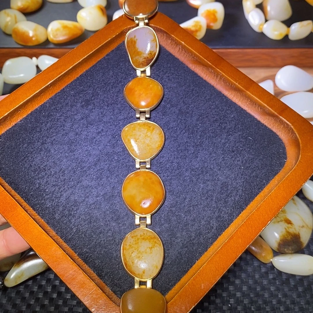 和田玉18K金镶嵌手串