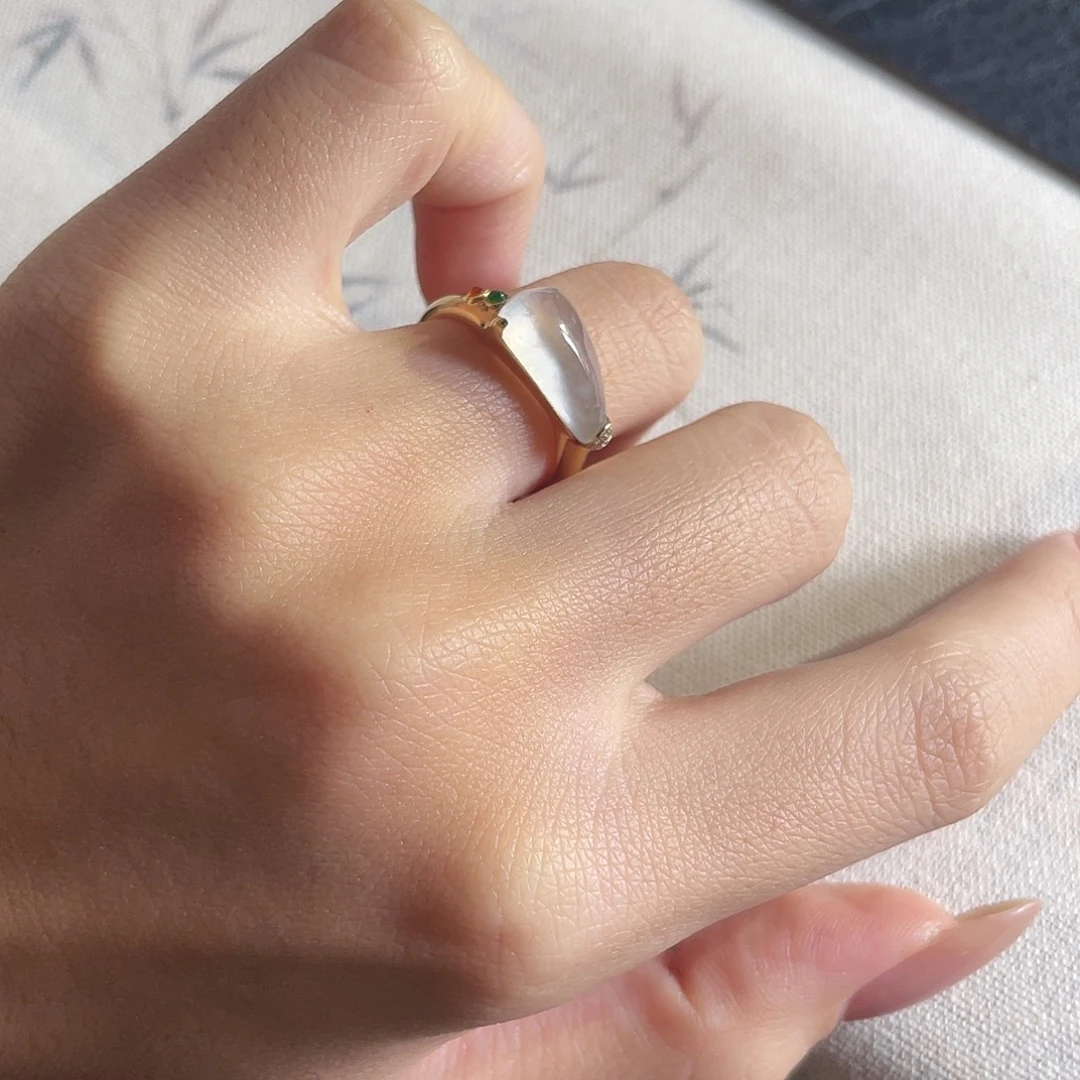 翡翠18K金镶嵌戒指冰露随行戒指 48小时鉴赏