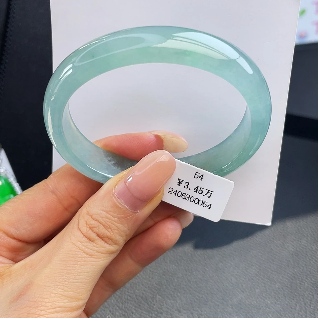 翡翠未镶嵌手镯54圈晴水绿贵妃镯