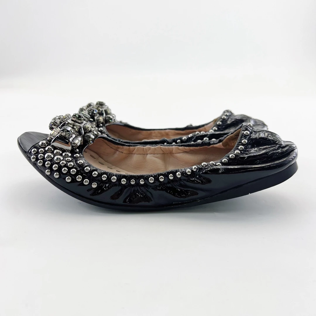 95新 MIU MIU/缪缪 35.5码/黑色漆皮水钻一脚蹬平底鞋/15435903