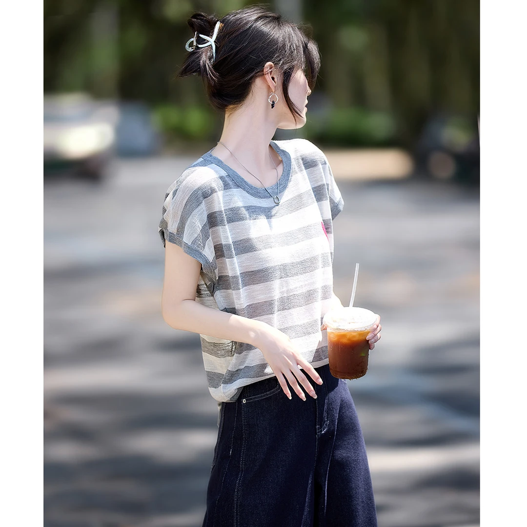 尚静慵懒风拼接撞色条纹圆领短袖针织衫2025夏季新款时尚休闲百搭