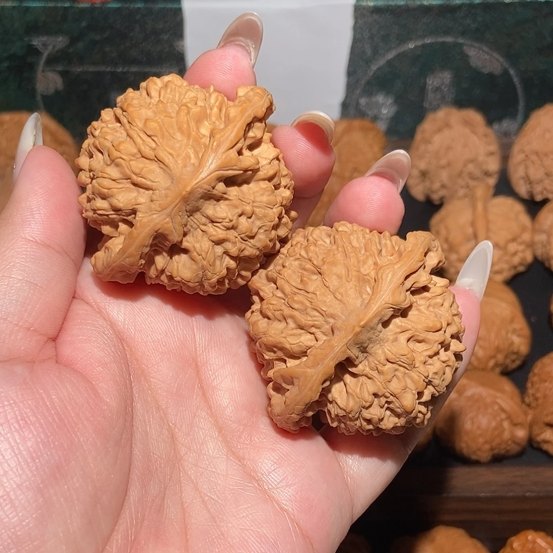 吃***水文玩核桃吊坠夹板官帽51