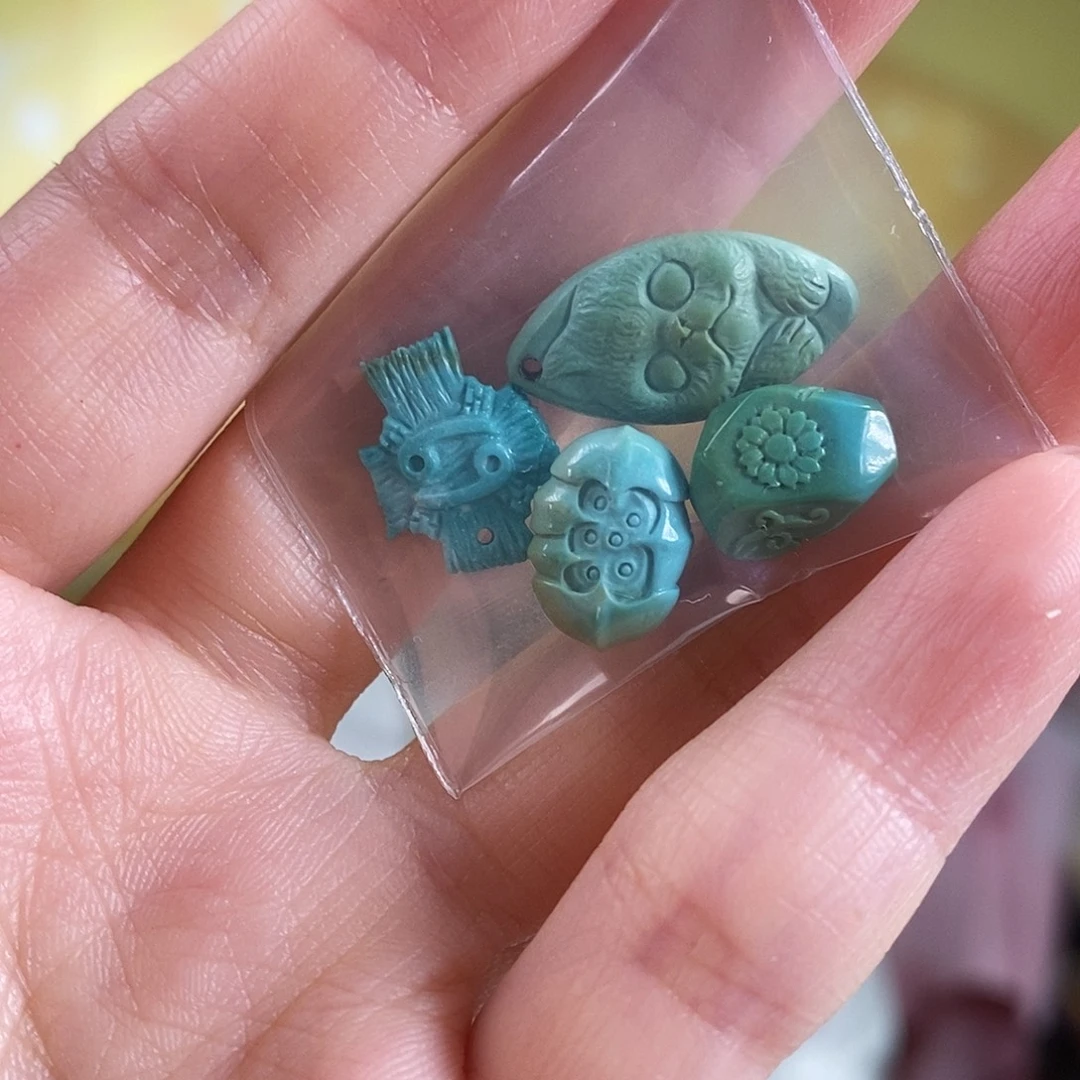 未镶嵌绿松石珠宝奇石