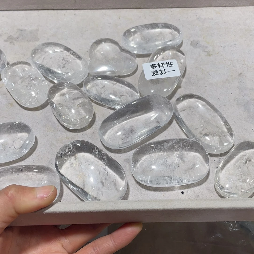 水晶摆件……未镶嵌