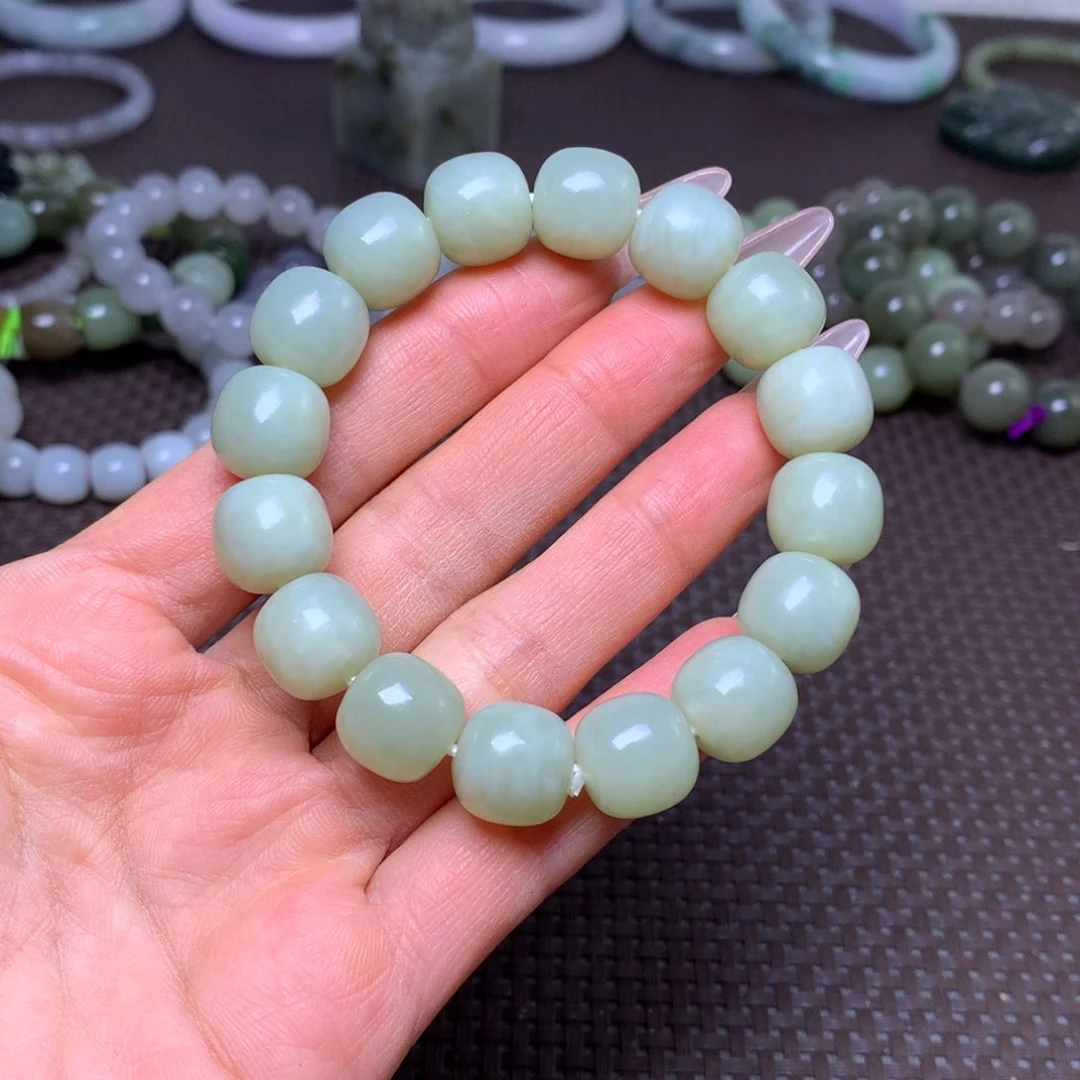 未镶嵌手串和田玉卡13