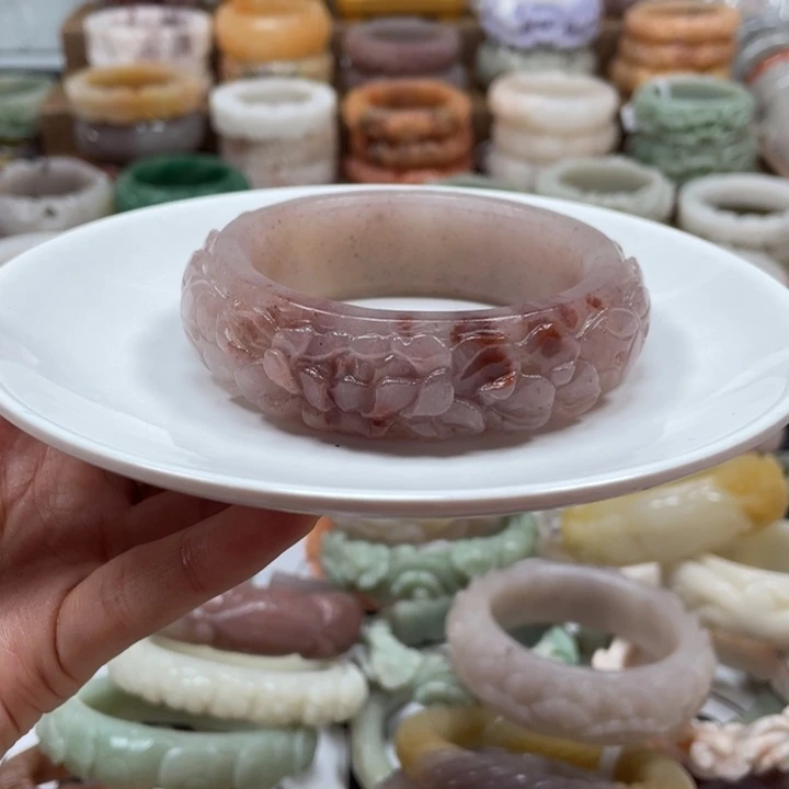 石英质玉手镯未镶嵌