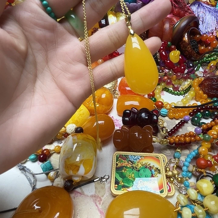 树脂制品1902水滴锁骨链