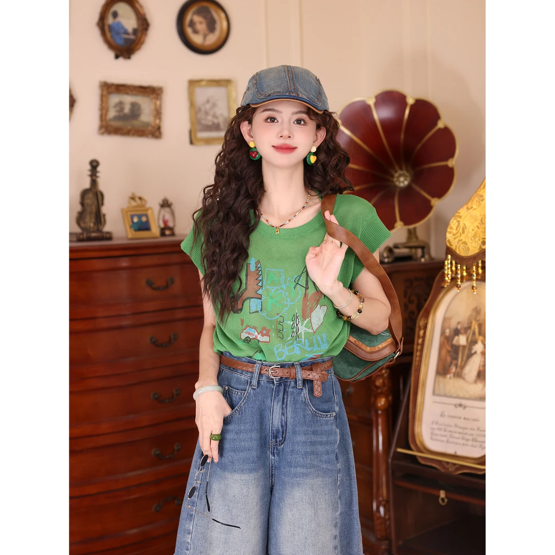 陈大器【涂鸦秘境】复古港风夏季短袖T恤休闲宽松针织上衣JO1217304