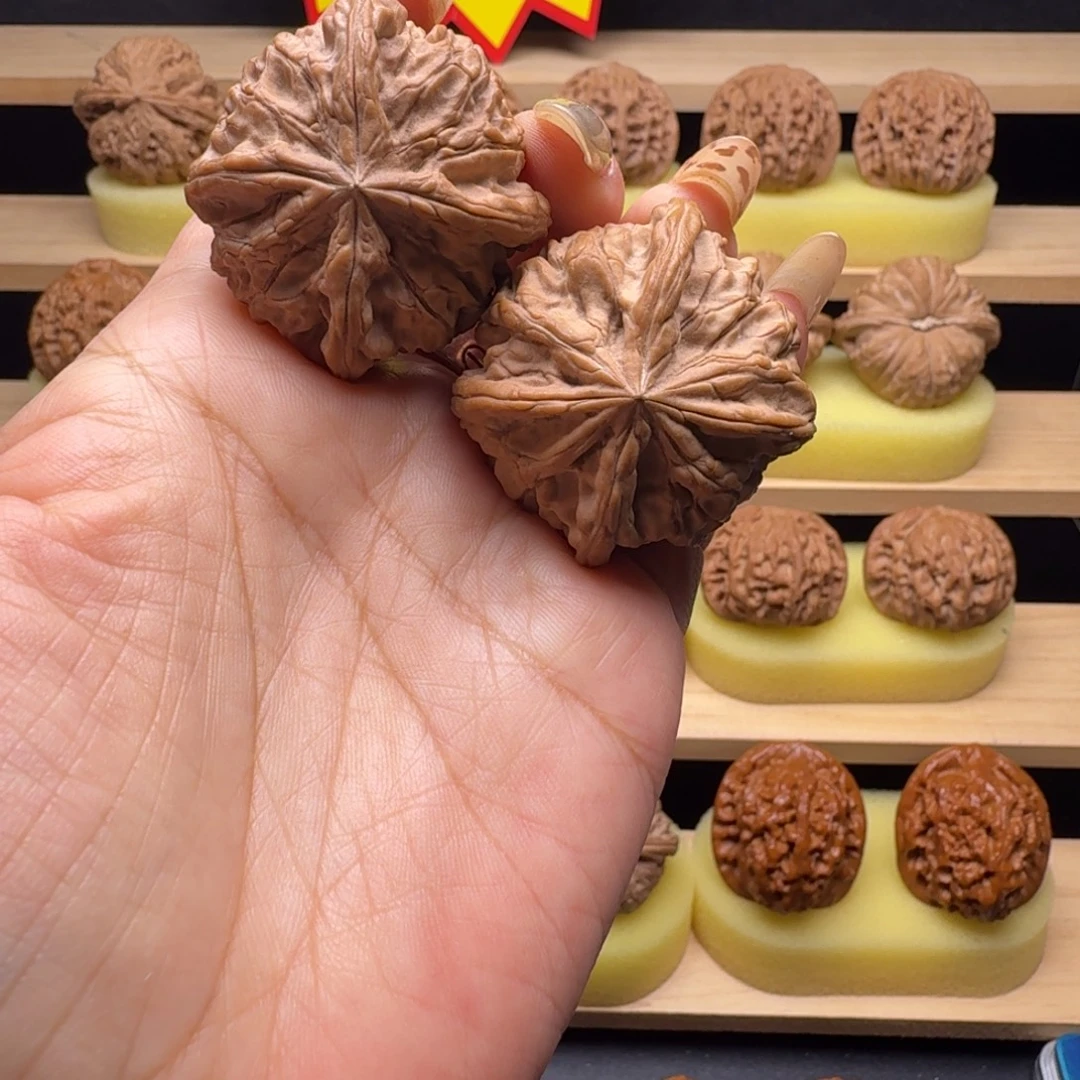 吊坠文玩核桃42尺四楞