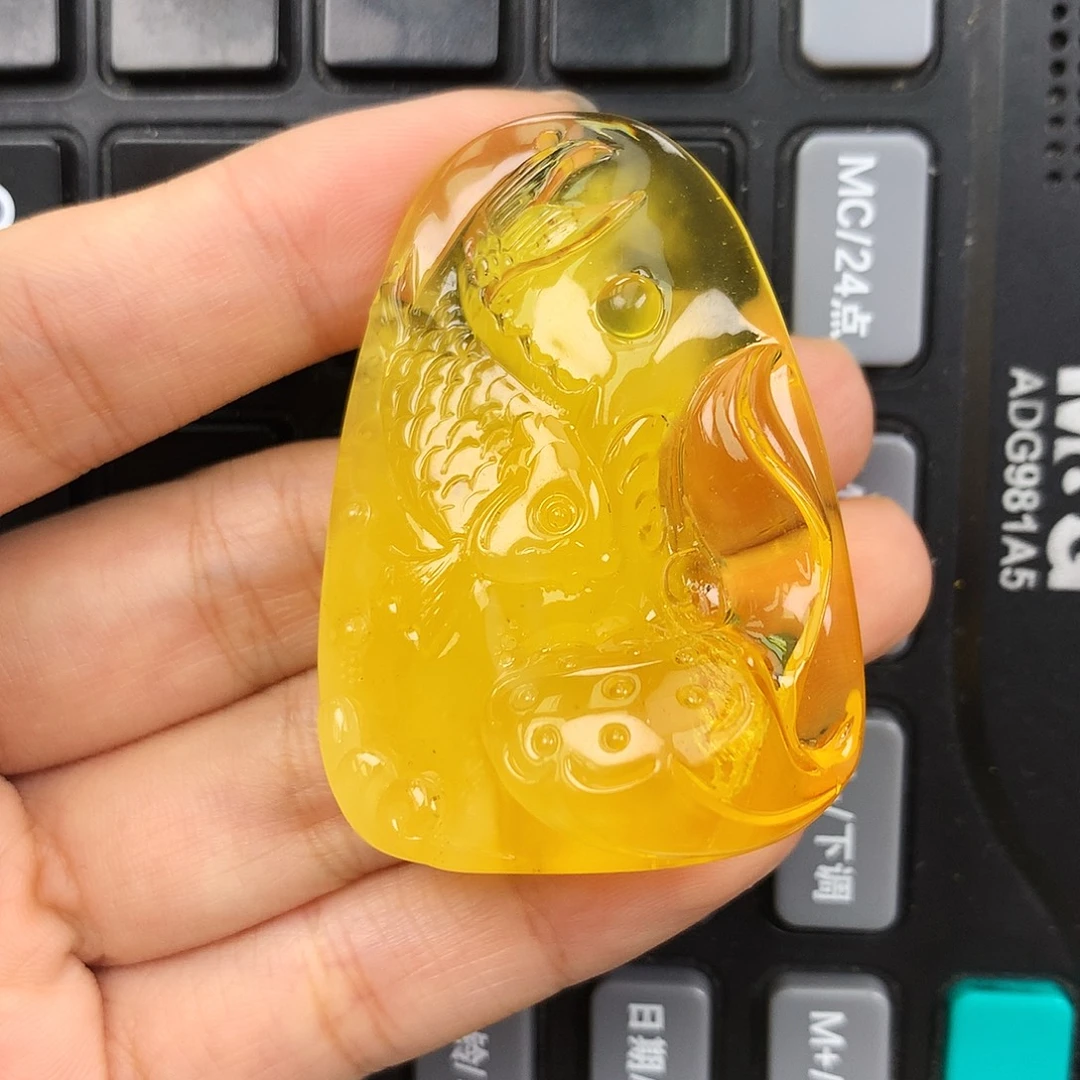 琥珀未镶嵌珠宝奇石