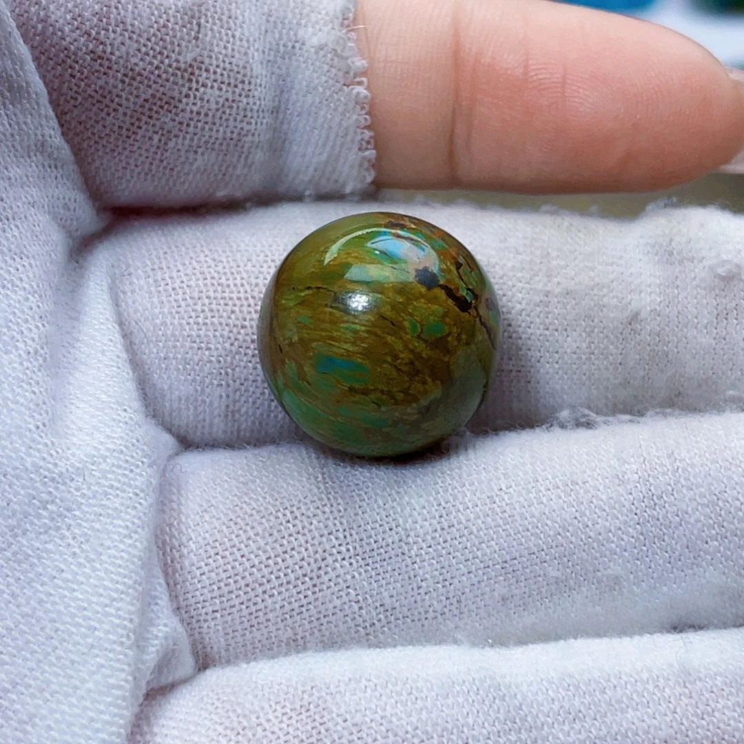 绿松石未镶嵌饰品