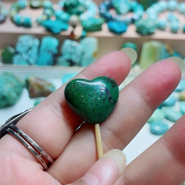 绿松石未镶嵌吊坠(赠链)