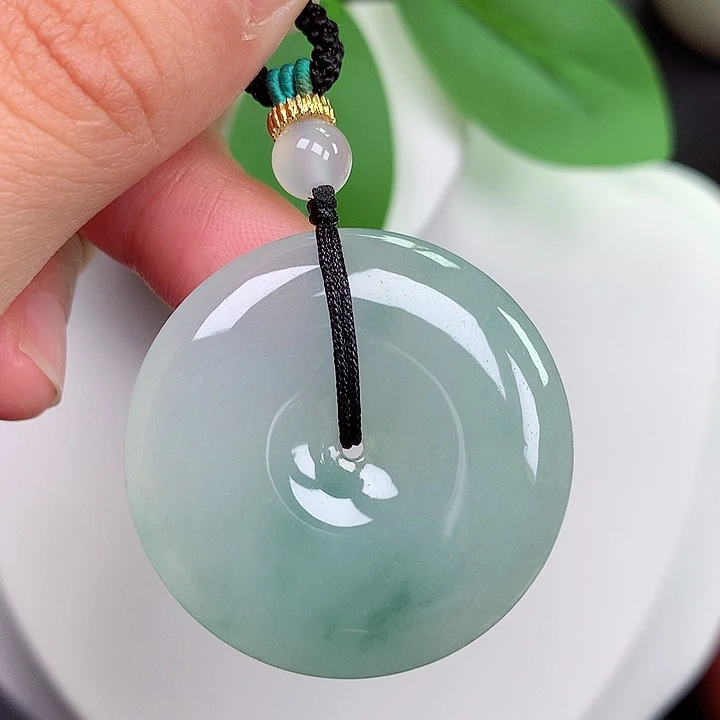 颈饰未镶嵌翡翠平安扣 34.4x5.7mm