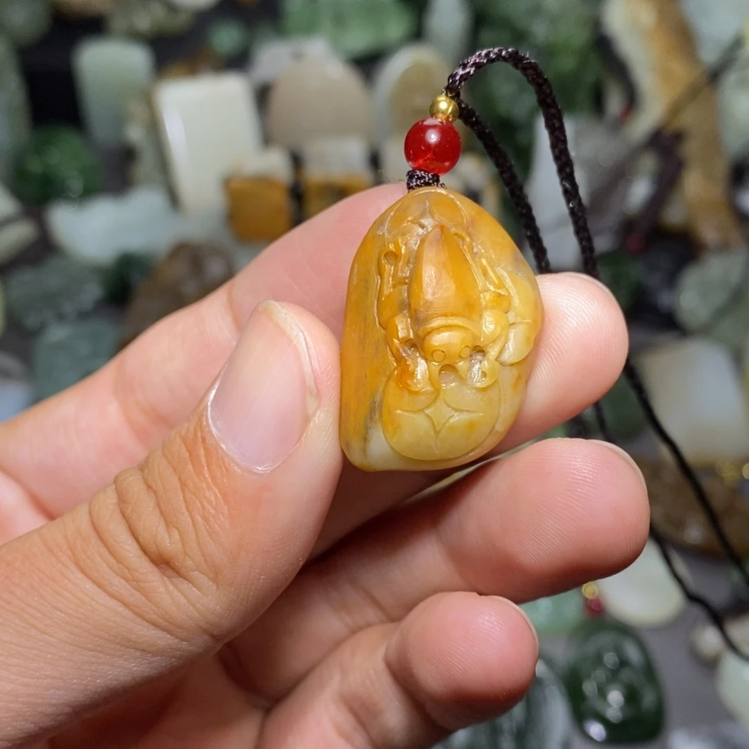 颈饰未镶嵌和田玉