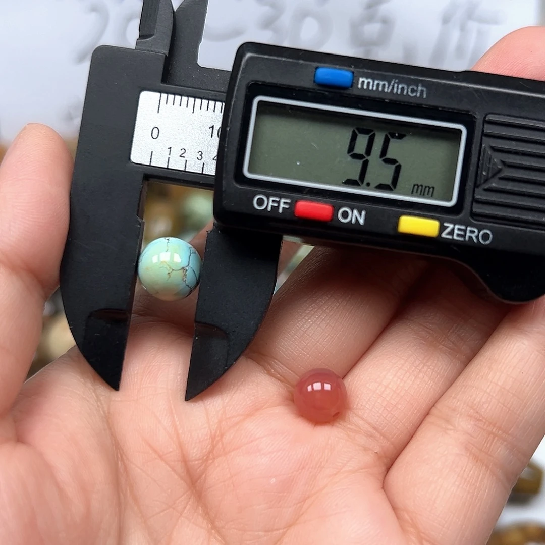 南红玛瑙未镶嵌珠宝奇石