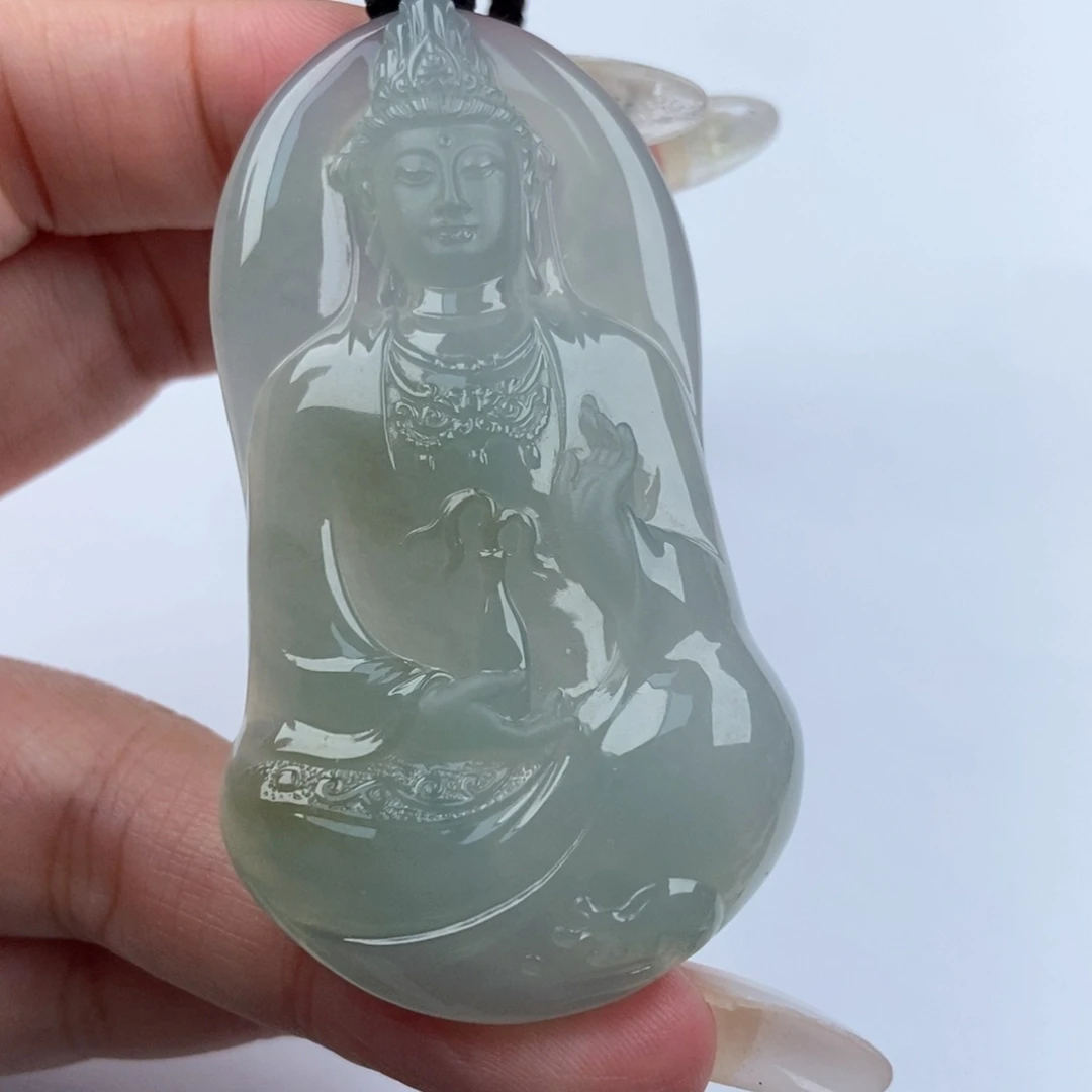 颈饰未镶嵌翡翠素衣观音