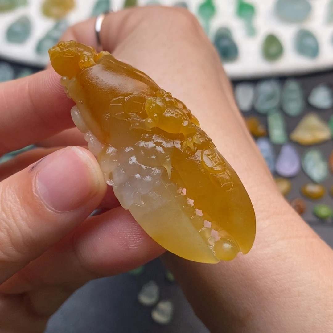 定制翡翠未镶嵌蟹钳