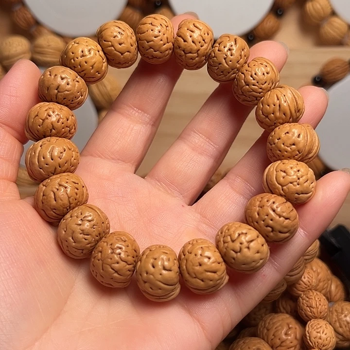 桃核吊坠树王纽扣