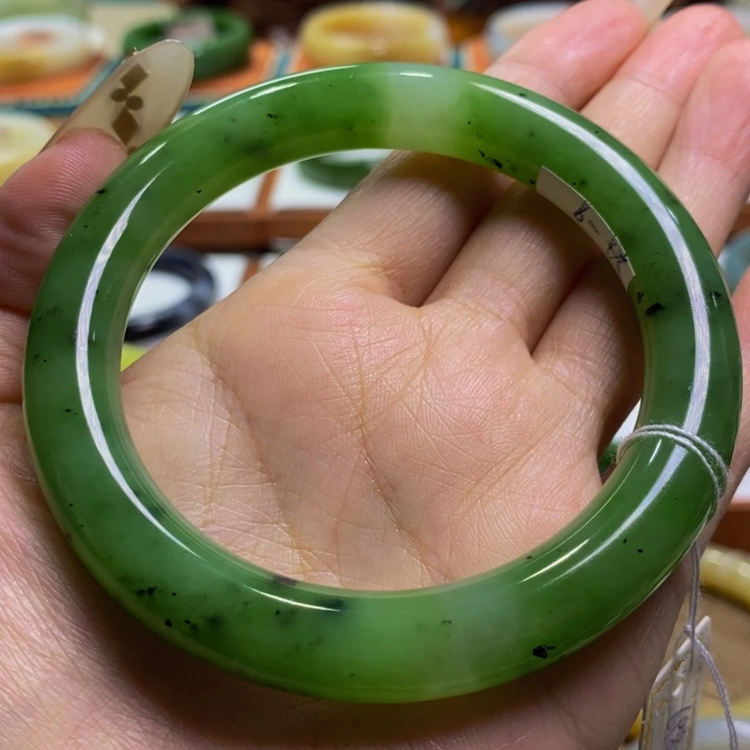 和田玉乌兰海猕猴桃58/59未镶嵌