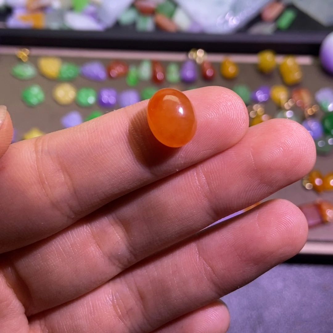 颈饰未镶嵌翡翠极***瓜吊坠