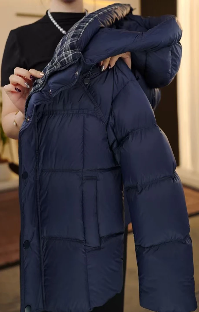 （臻选鸭绒）洋气时尚冬季保暖鸭绒连帽款羽绒服Y45-宋宋