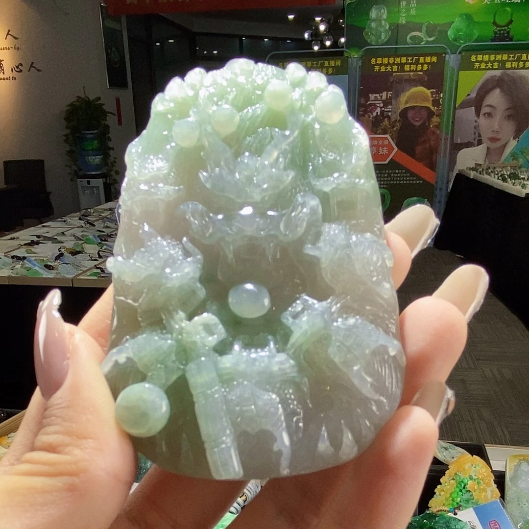 颈饰未镶嵌翡翠翡翠